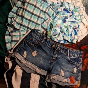 5 pair of women's shorts
